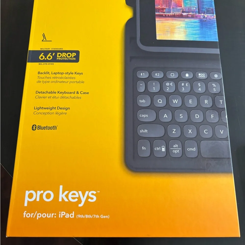 Zagg Folio Keyboard Case for iPad 9/8/7- Gray